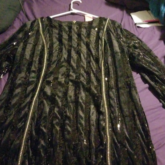 Dress - Picture 1 of 2